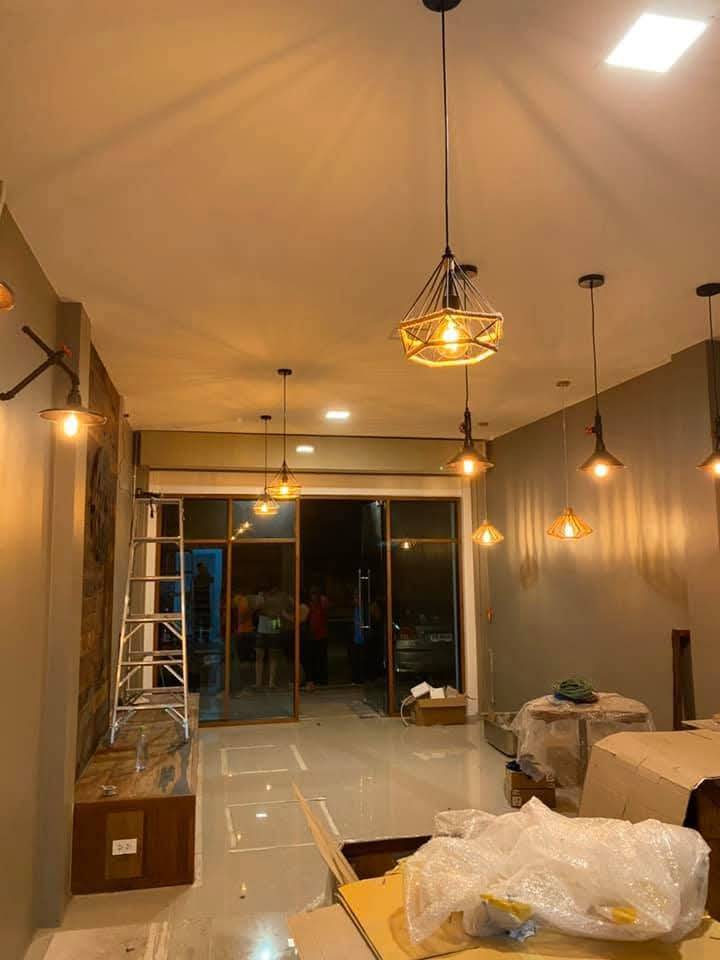 โคมไฟและระบบไฟฟ้าภายในร้าน - ช่างไฟฟ้าขอนแก่น
